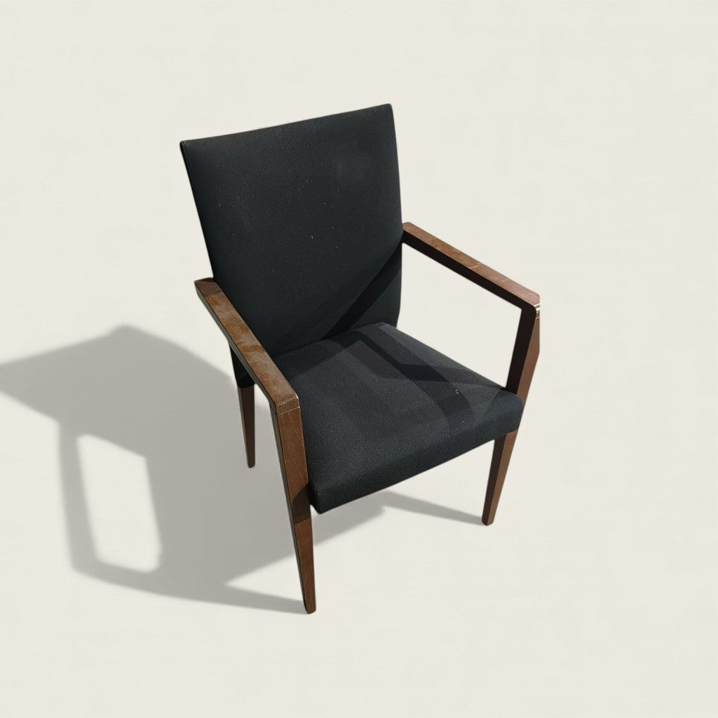 <tc>Knoll</tc> Studio: Aperture Besucherstuhl mit Holzlatten (aufgearbeitet)