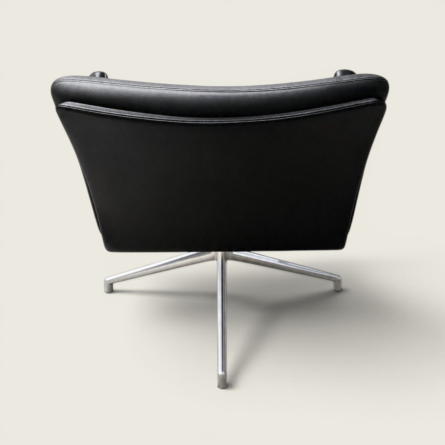 <tc>Boss Design</tc>Tokyo-Konferenzstuhl in schwarzem Leder – generalüberholt
