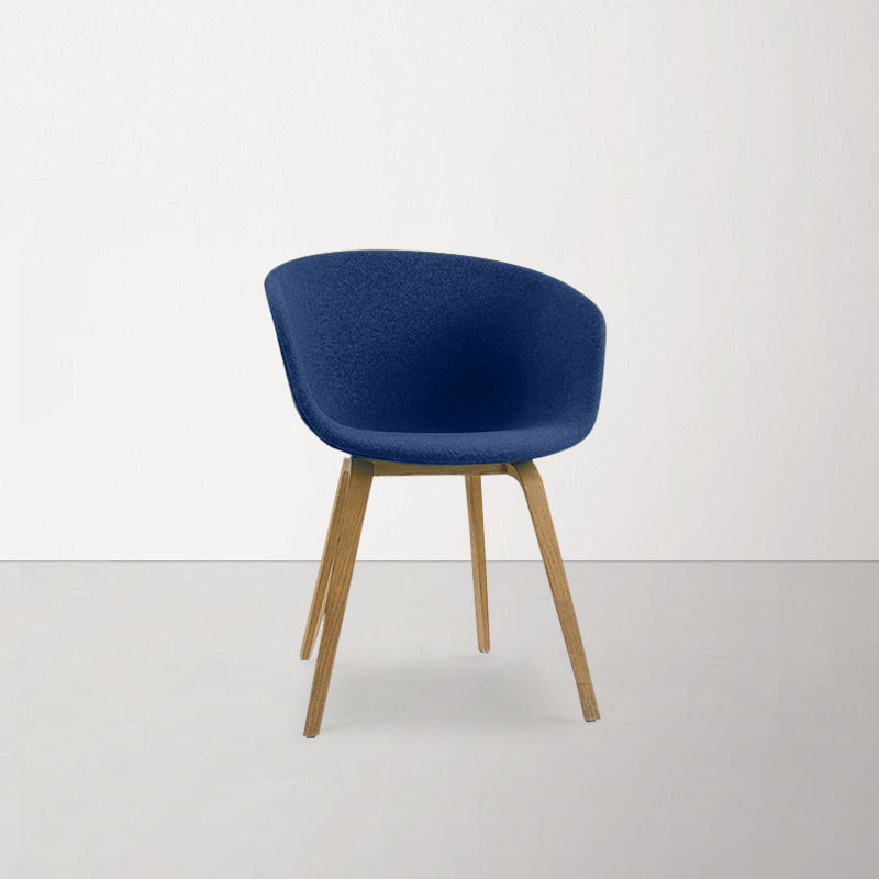 <tc>Hay</tc>: About a Chair AAC 23 - Generalüberholt