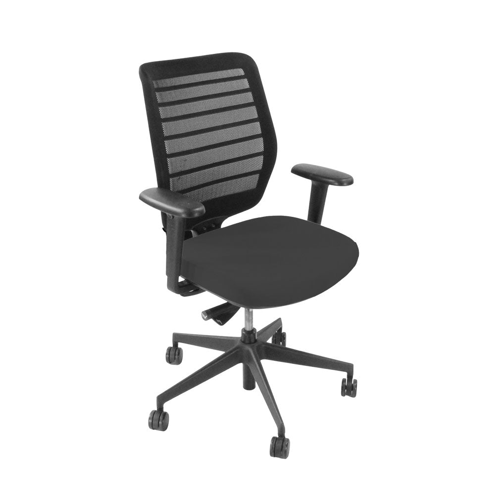 Senator: Fuse Operator Chair in Grey Fabric - Refurbished