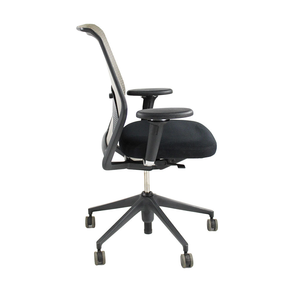 <tc>Vitra</tc>: ID Mesh Bürostuhl in Creme - Generalüberholt