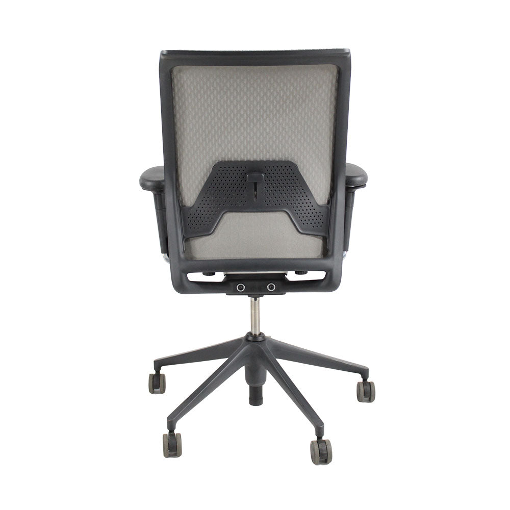 <tc>Vitra</tc>: ID Mesh Bürostuhl in Creme - Generalüberholt