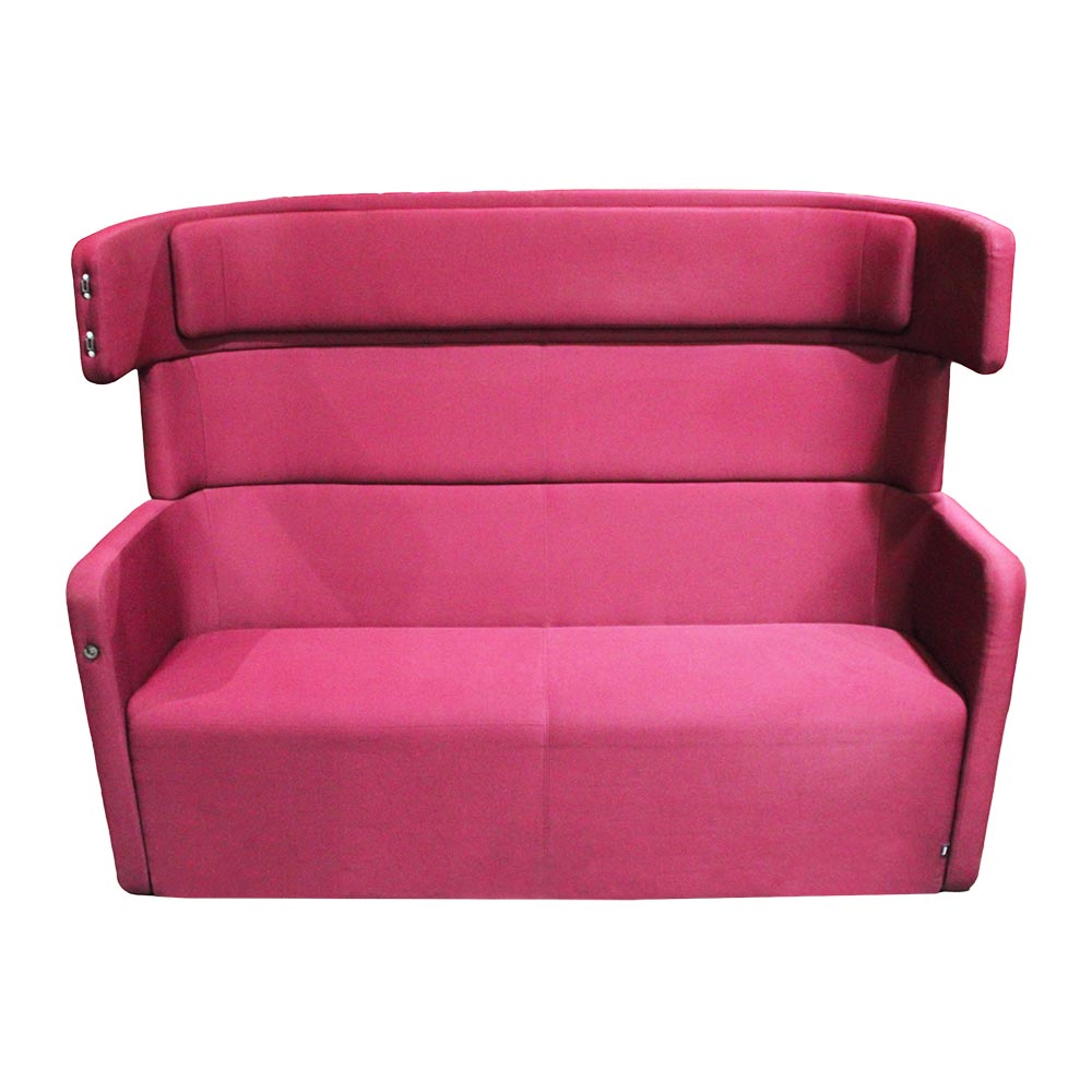 Bene: Parcs Wing Sofa in Burgundy Fabric - Refurbished