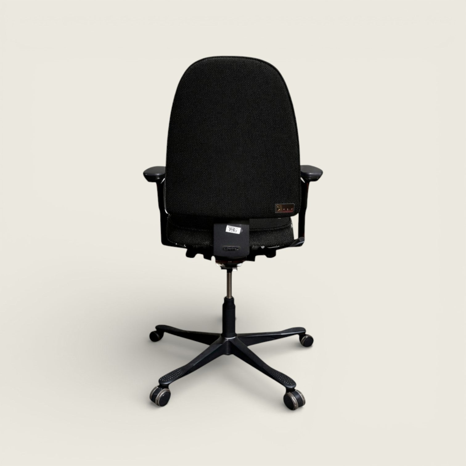 Kinnarps: Black Secretarial Chair - Refurbished