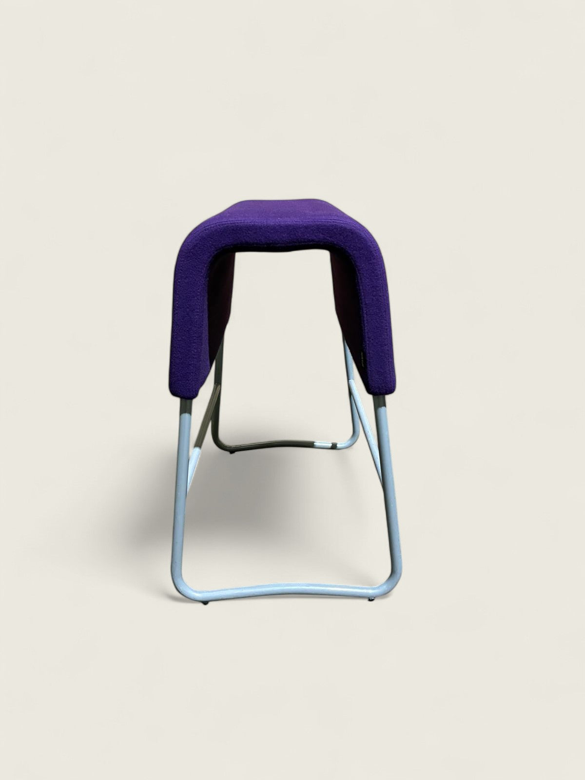 <tc>Materia</tc>: Ottomanischer Bankhocker - Generalüberholt