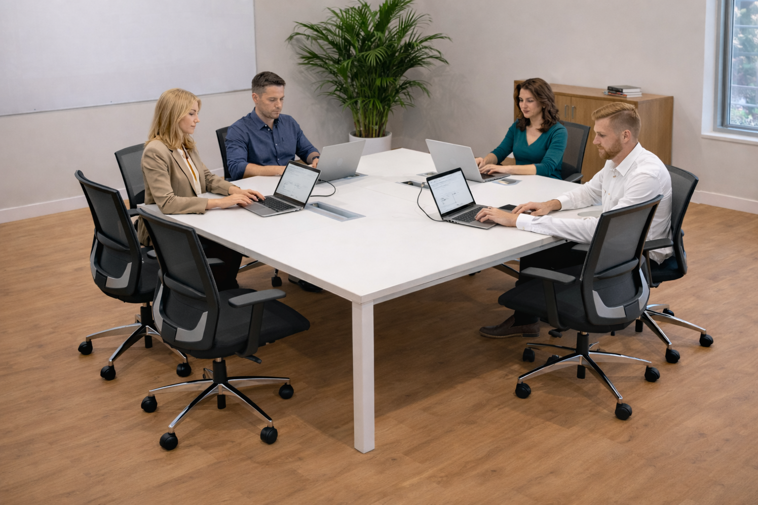 Mercol: Besprechungstisch (rechteckig, modulare Konfiguration) – renoviert