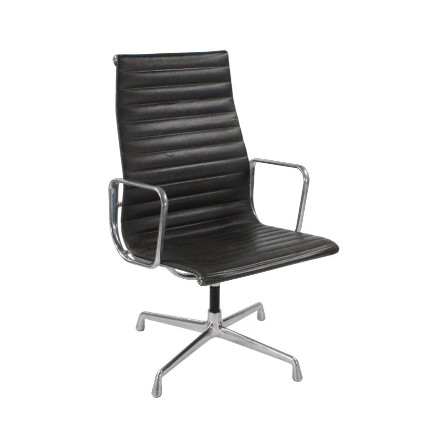 <tc>Vitra</tc>: <tc>Eames</tc> EA116 Sessel - Generalüberholt