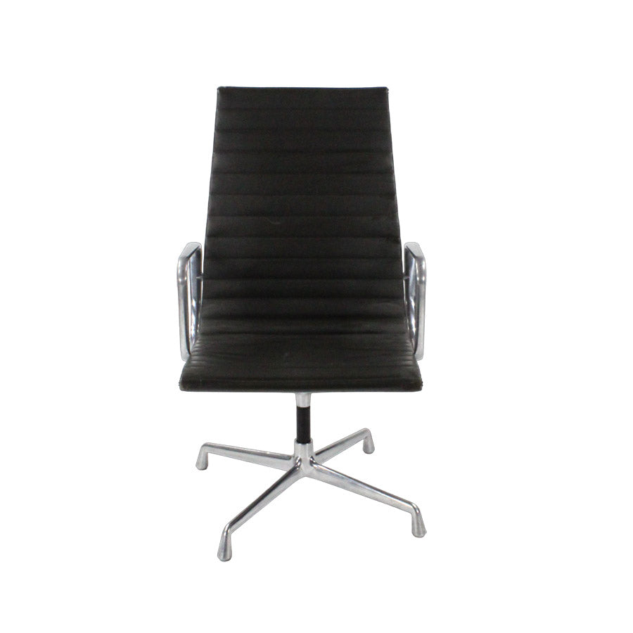 <tc>Vitra</tc>: <tc>Eames</tc> EA116 Sessel - Generalüberholt
