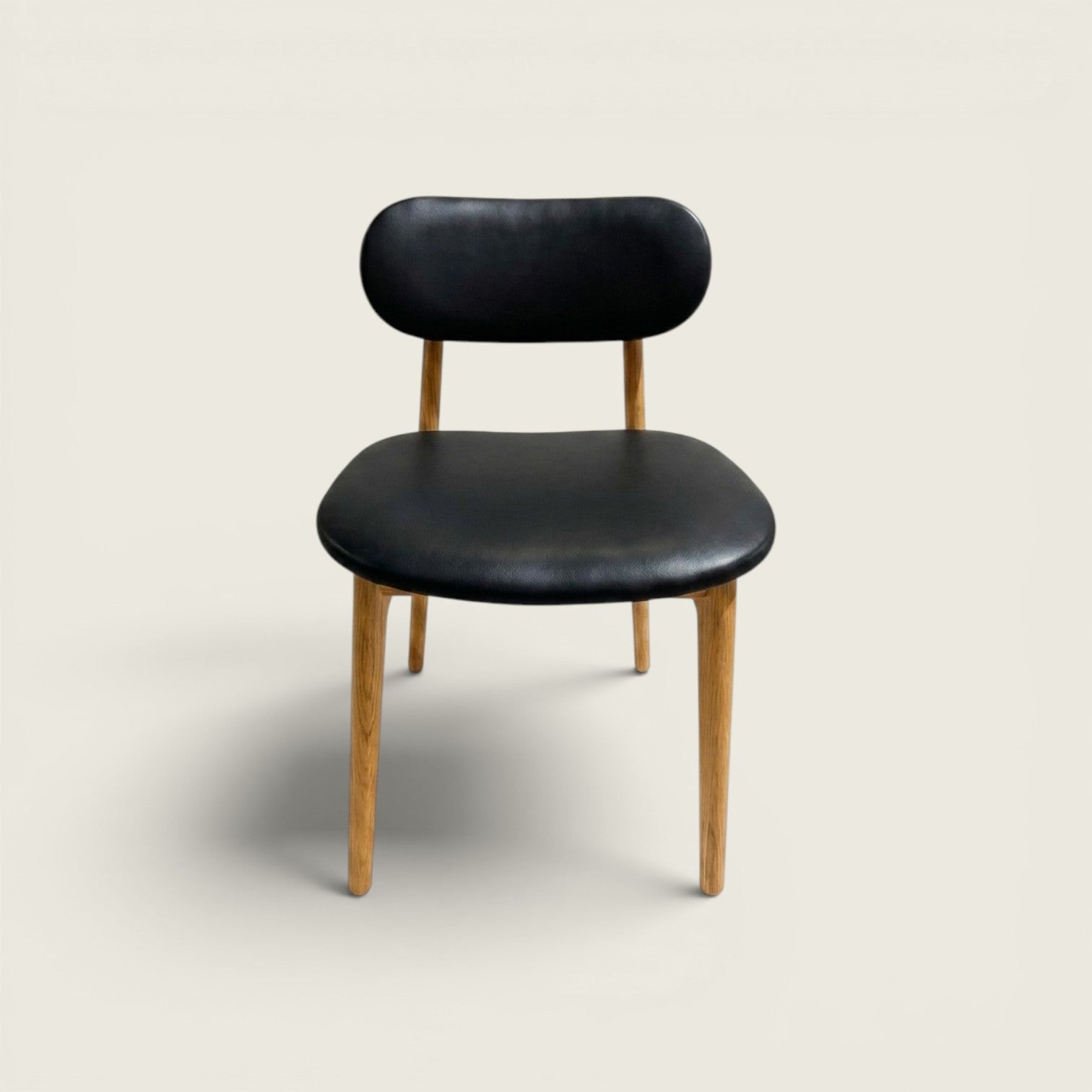 Modus: Visitors/Side Chair In Leather - Refurbished