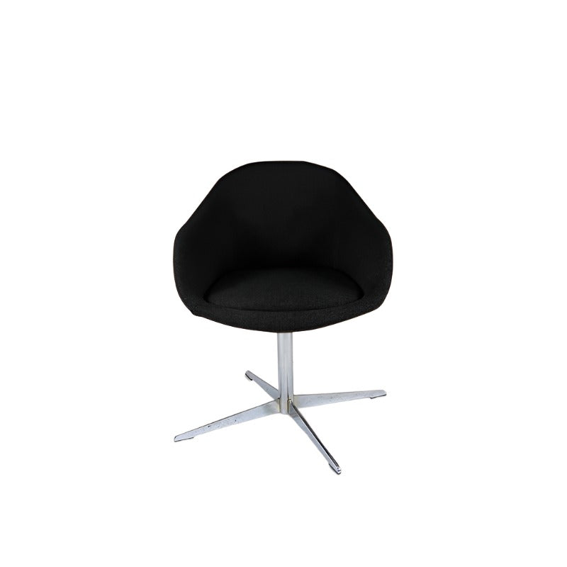 <tc>Naughtone</tc>: Always Tub Chair - Generalüberholt