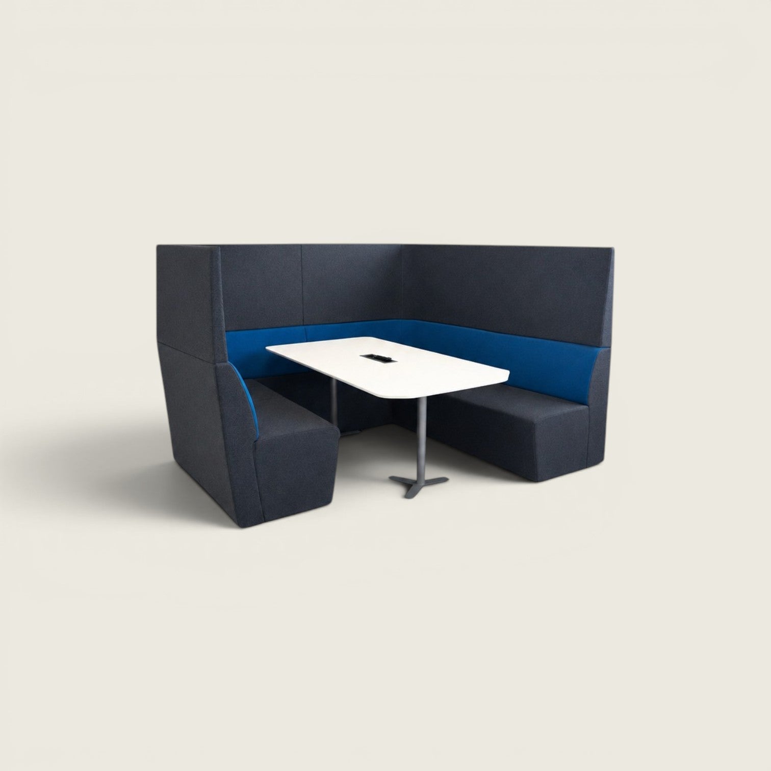 Orangebox: Away from Desk High Back Booth – renoviert