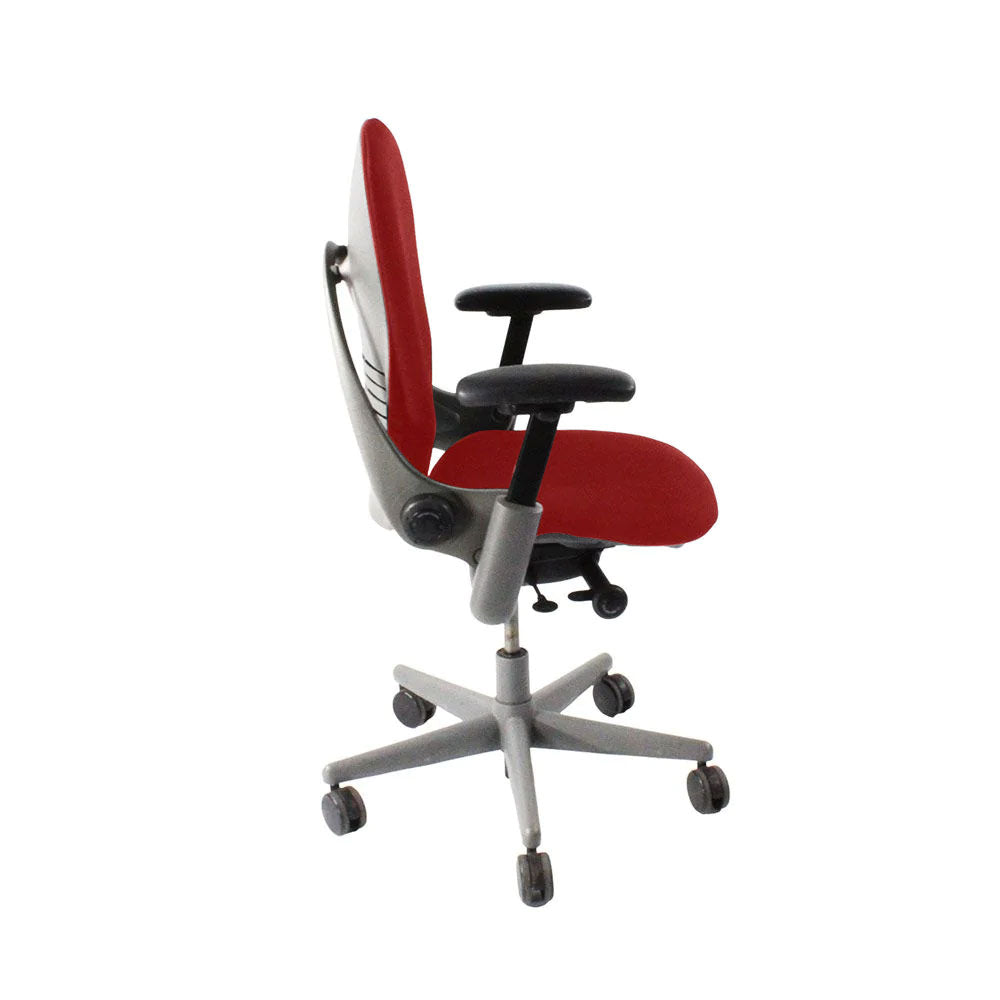 Steelcase: Leap V1 Office Chair - Grey Frame/Red Fabric - Refurbished