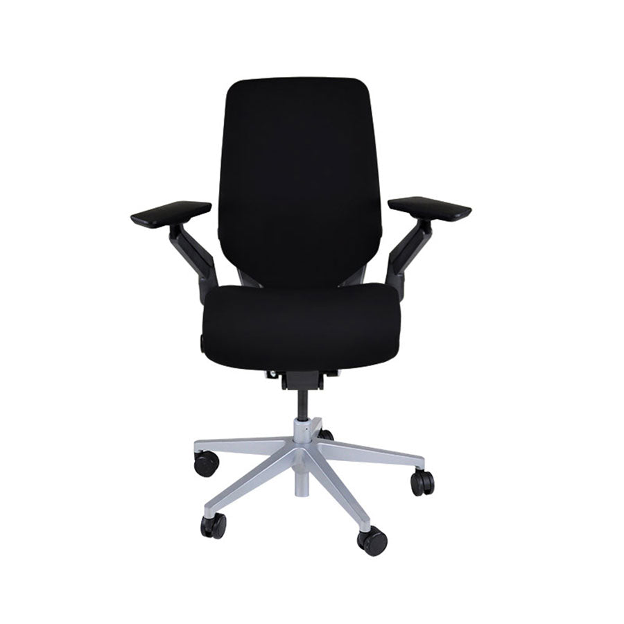 <tc>Steelcase</tc>: Gesture Ergonomischer Bürostuhl - Schwarzer Stoff - Generalüberholt