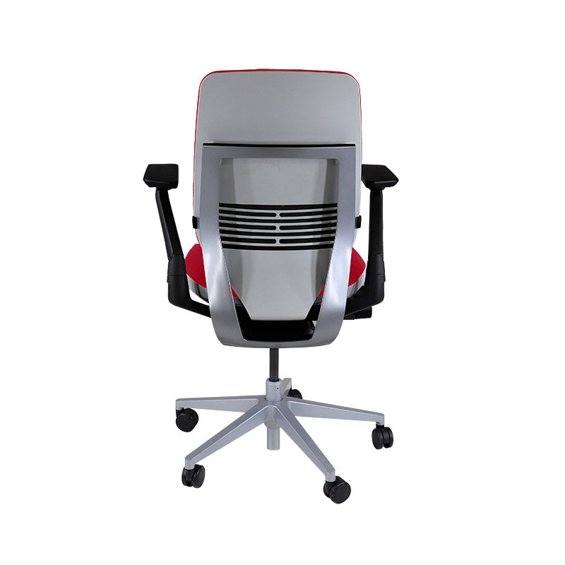 <tc>Steelcase</tc>: Gesture Ergonomischer Bürostuhl - Roter Stoff - Generalüberholt