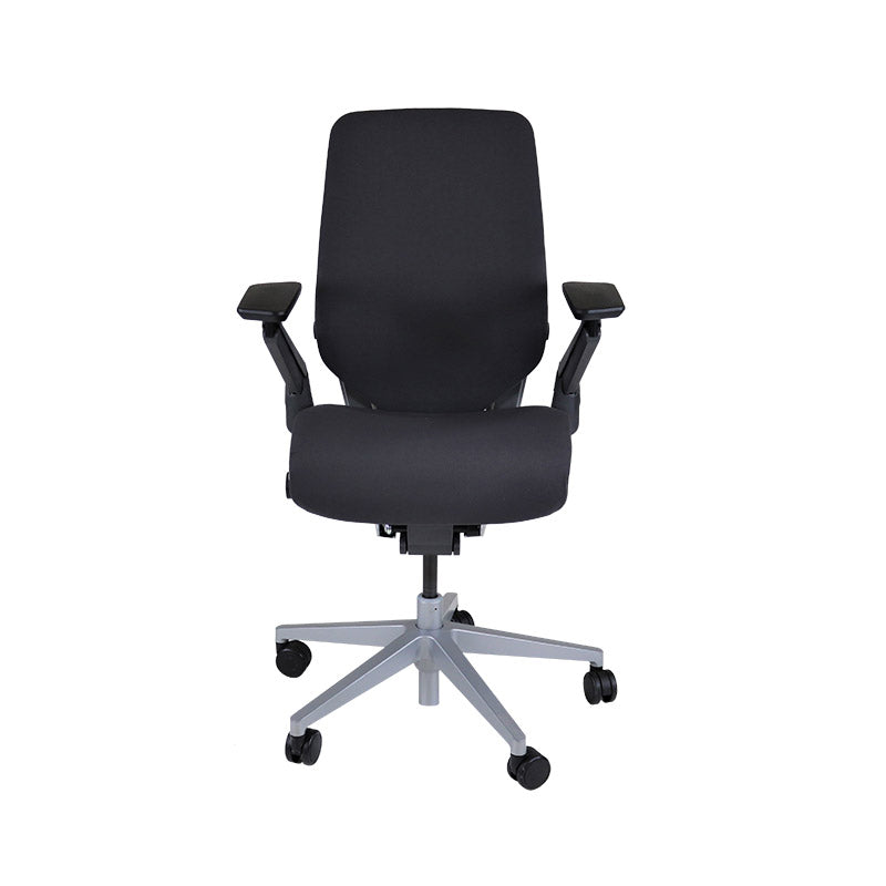 <tc>Steelcase</tc>: Gesture Ergonomischer Bürostuhl - Grauer Stoff - Generalüberholt