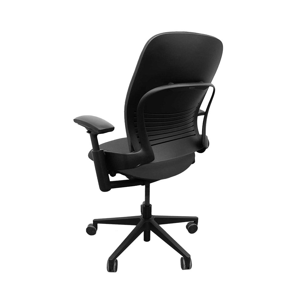 <tc>Steelcase</tc>: <tc>Leap V2</tc> Bürostuhl - Grauer Stoff - Generalüberholt