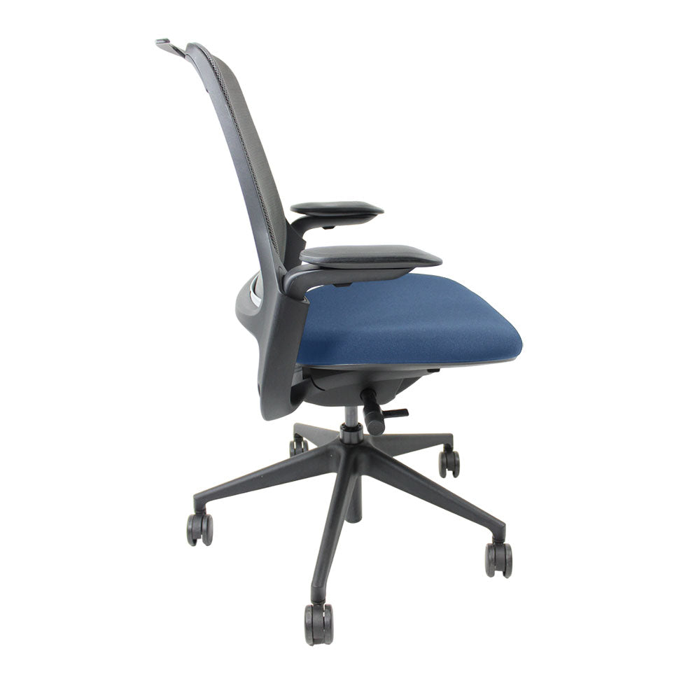 <tc>Steelcase</tc>: Ergonomischer Bürostuhl Serie 1 aus blauem Stoff – Generalüberholt