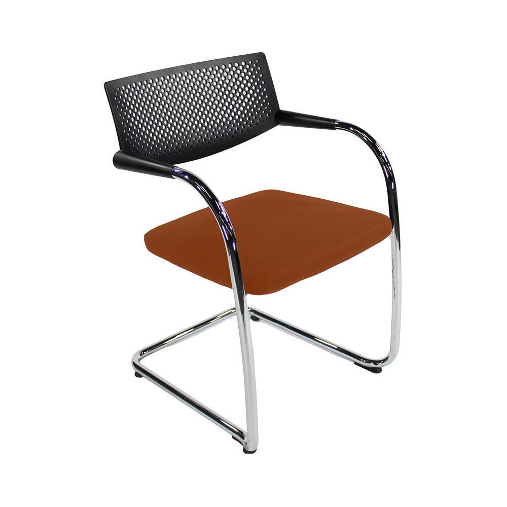 <tc>Vitra</tc>: <tc>VisaVis</tc> 2 Konferenzstühle aus hellbraunem Leder - Generalüberholt