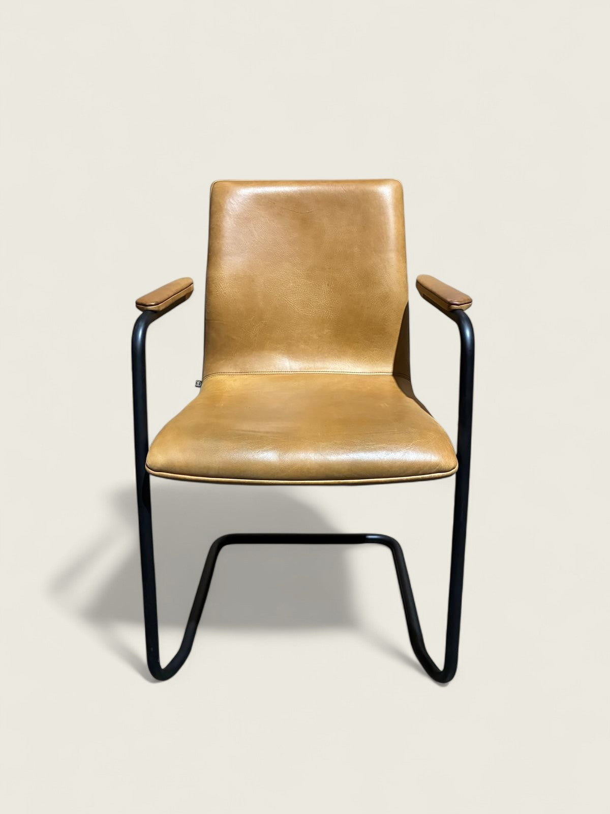 Williams Hands: Visitors chair - Refurbished