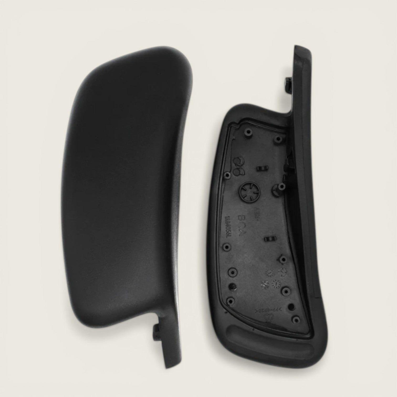 Knoll: Generation 1 Replacement Arm Caps in Black - Pack of 10 Pairs