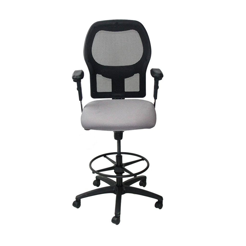 Ahrend: 160 Type Draftsman Chair aus grauem Stoff – schwarzes Gestell – generalüberholt