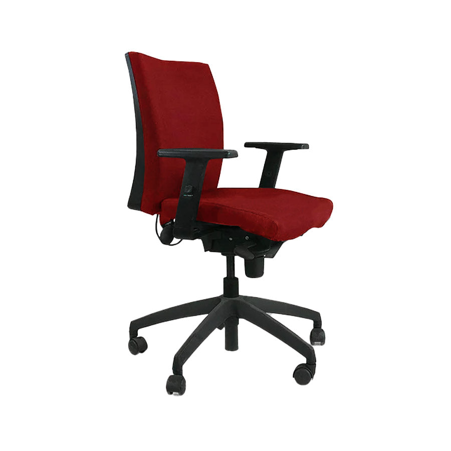 Verbindung: Team Task Chair aus rotem Stoff – generalüberholt