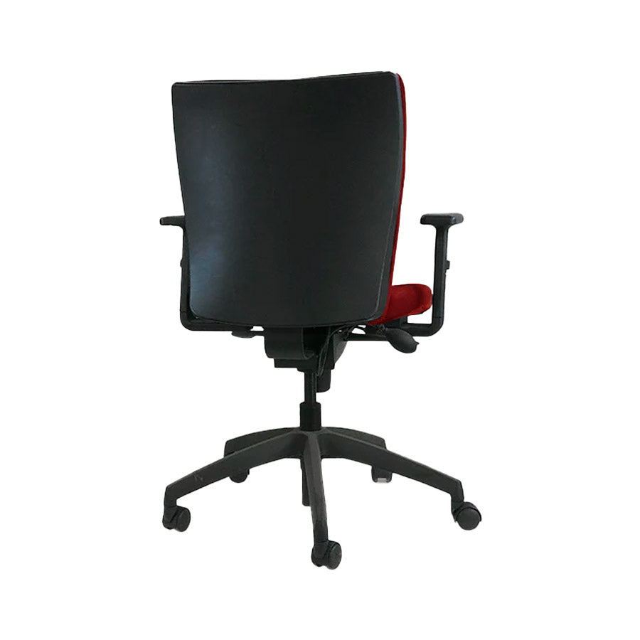 Verbindung: Team Task Chair aus rotem Stoff – generalüberholt