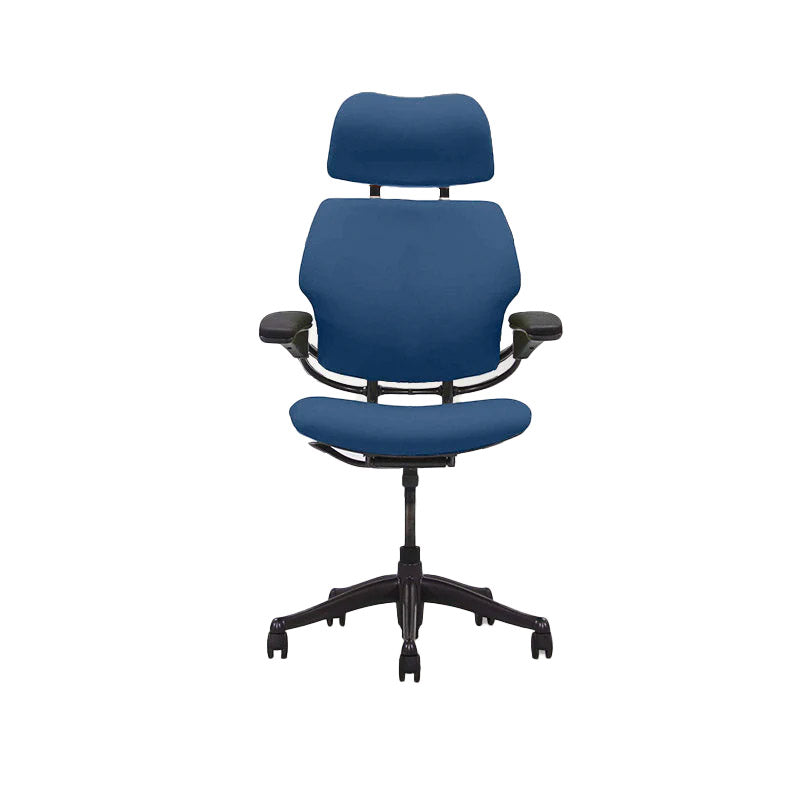Humanscale: Freedom Headrest Bürostuhl mit hoher Rückenlehne – blauer Stoff – generalüberholt