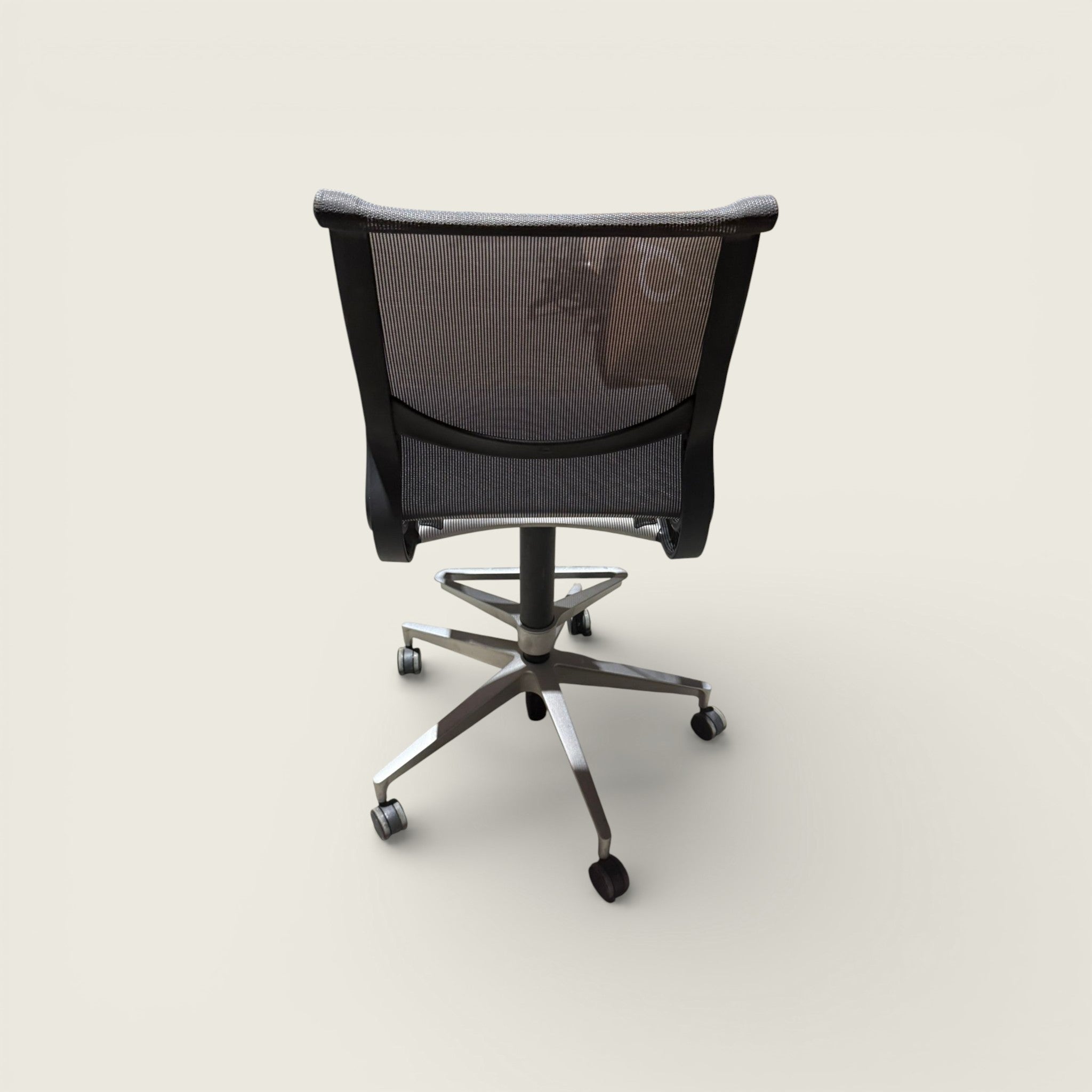 Herman Miller: Setu Draughtsman Chair (No Arms) - Refurbished