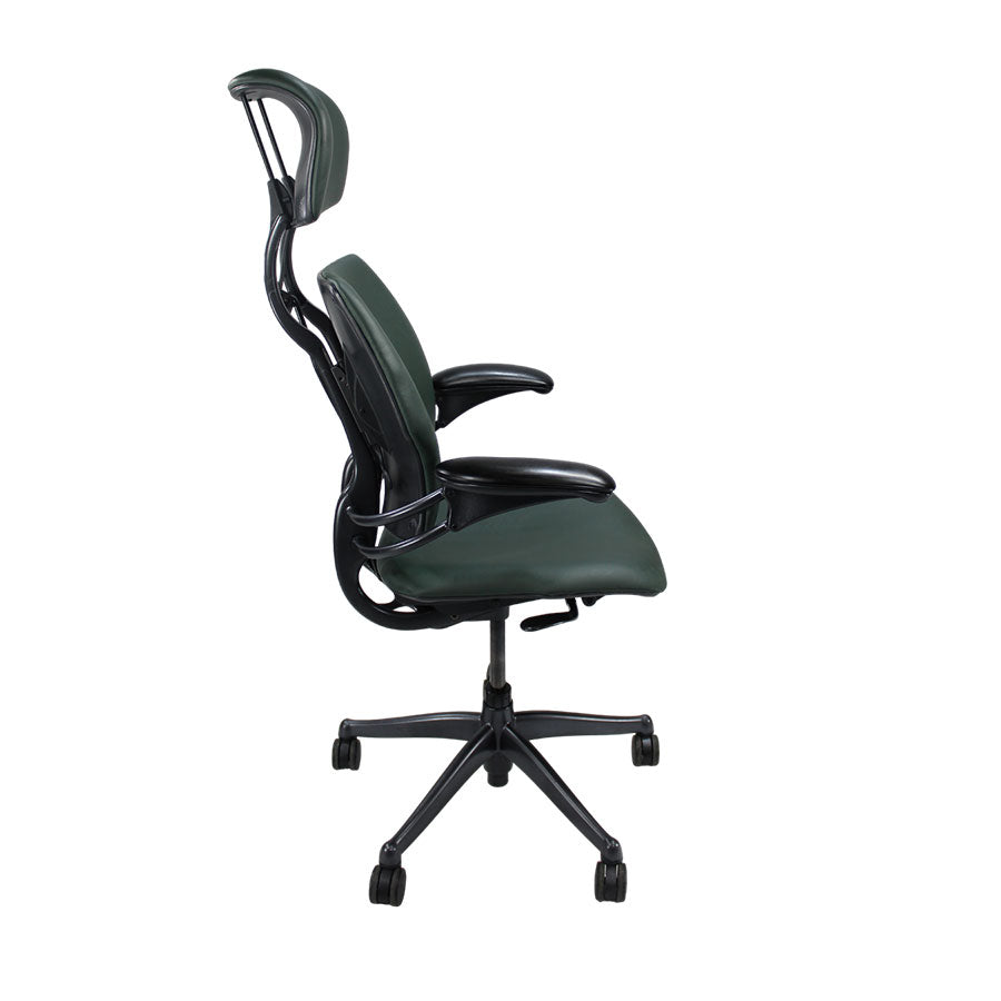 Humanscale: Freedom Headrest Bürostuhl mit hoher Rückenlehne – grünes Leder – generalüberholt