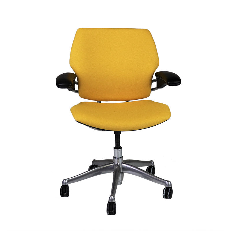 Humanscale: Freedom Task Chair aus schwarzem Stoff – generalüberholt