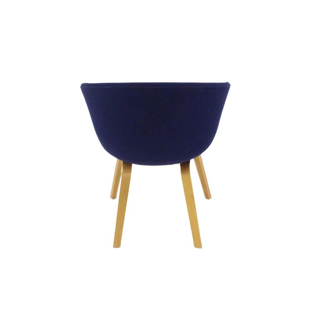 Hay: About a Chair AAC 23 – Blau – generalüberholt