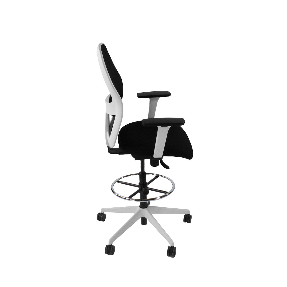 Ahrend: 160 Type Draftsman Chair aus schwarzem Stoff – weißes Gestell – generalüberholt