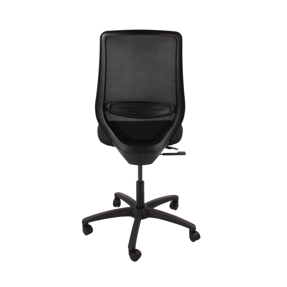 Die Office Crowd: Scudo-Arbeitsstuhl mit schwarzem Stoffsitz ohne Armlehnen – generalüberholt