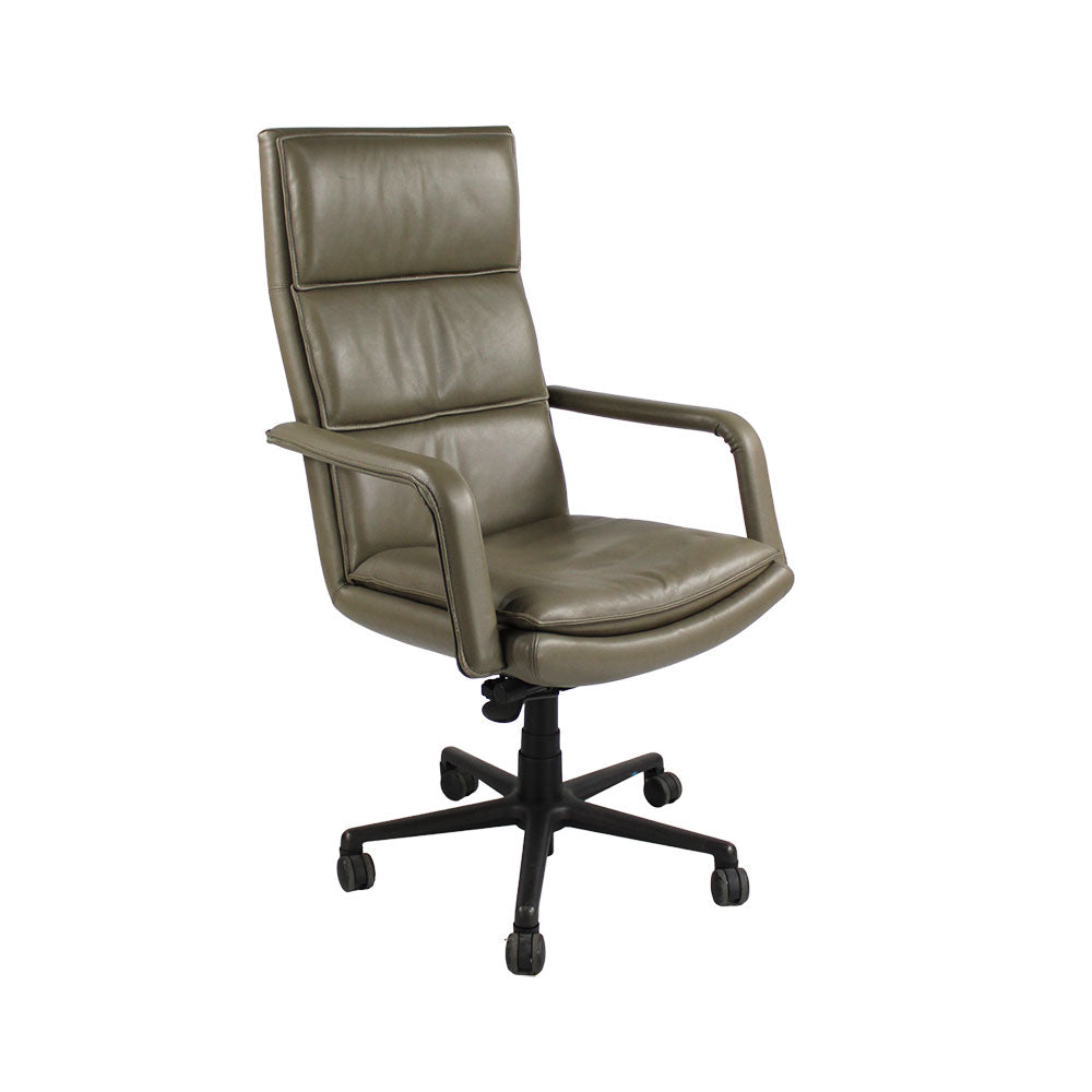 Senator: Full Quinti Chair in Grey Leather - Refurbished