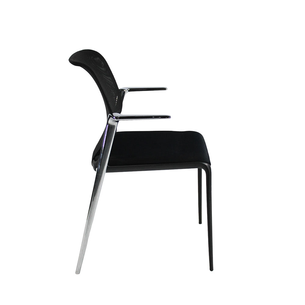 Vitra: MedaSlim Visitors Chair with Armrests - Refurbished