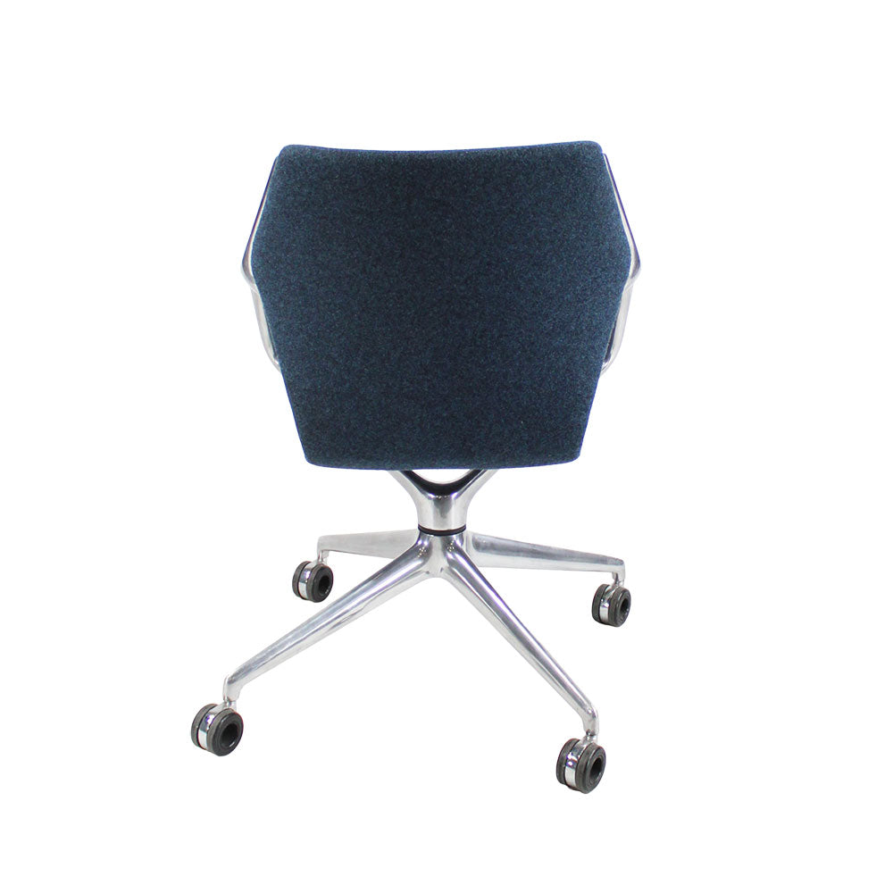 Brunner: Ray Swivel Chair 9232 in Blue Fabric - Refurbished