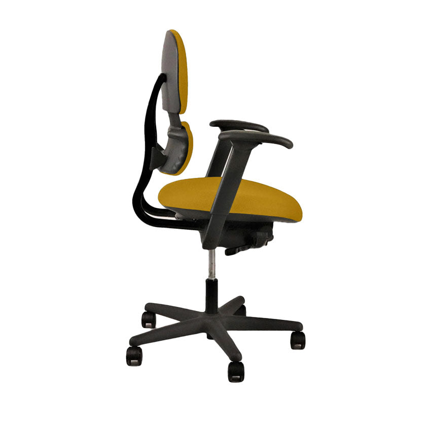 KI: Bürostuhl „Impulse“ aus gelbem Stoff – generalüberholt