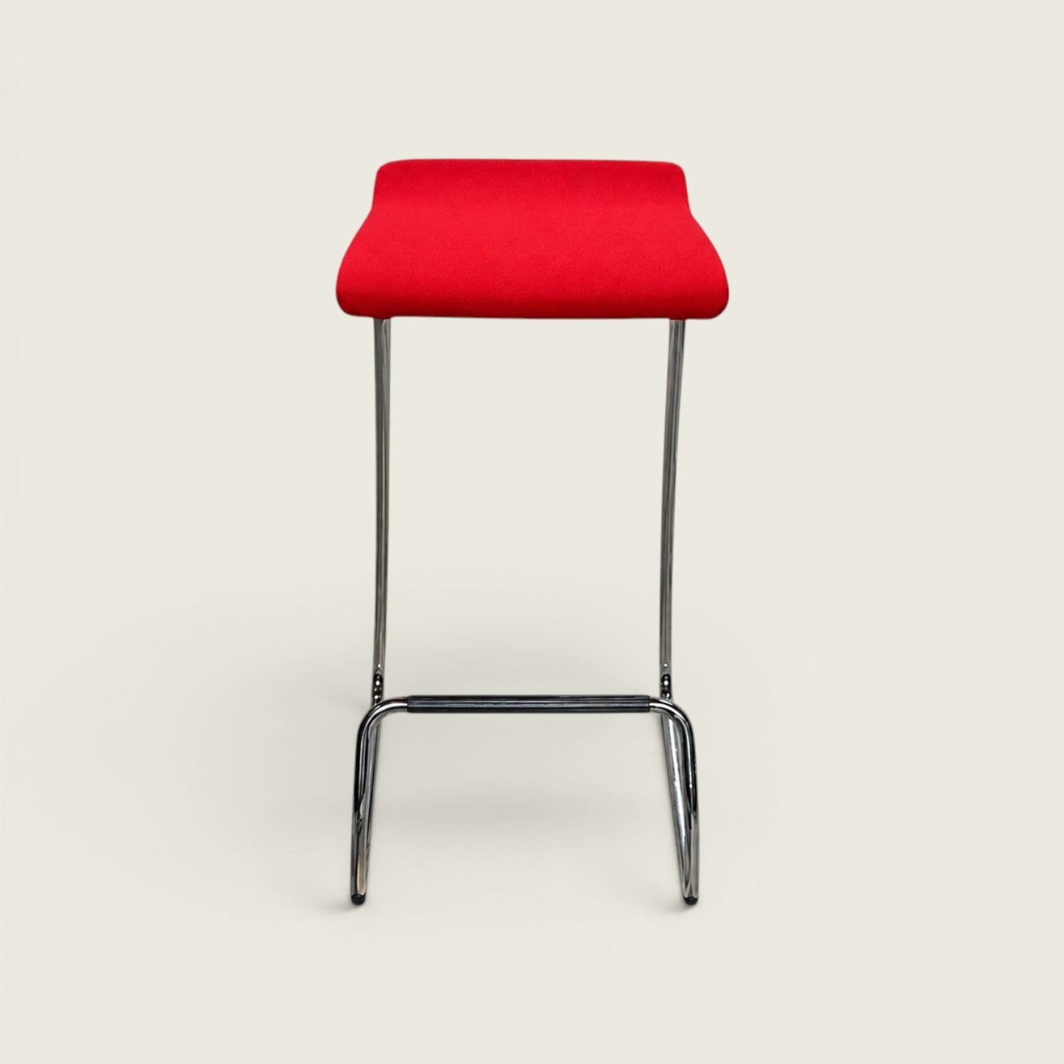 Orangebox: Perching Barhocker – generalüberholt