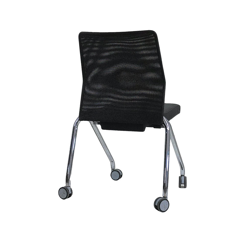 Steelcase: Sarb Meeting Chair ohne Armlehnen – generalüberholt