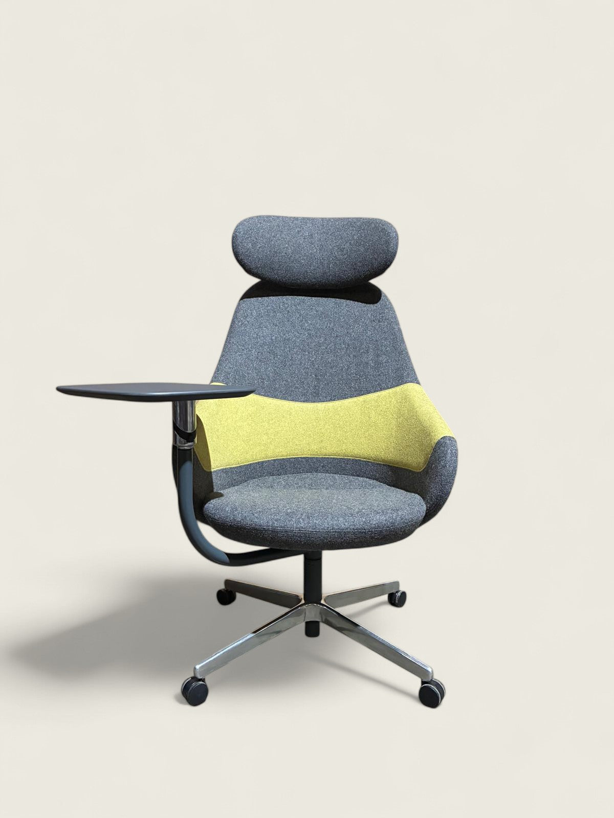 <tc>Senator</tc>: Arbeitsstuhl mit Schreibplatte - Generalüberholt