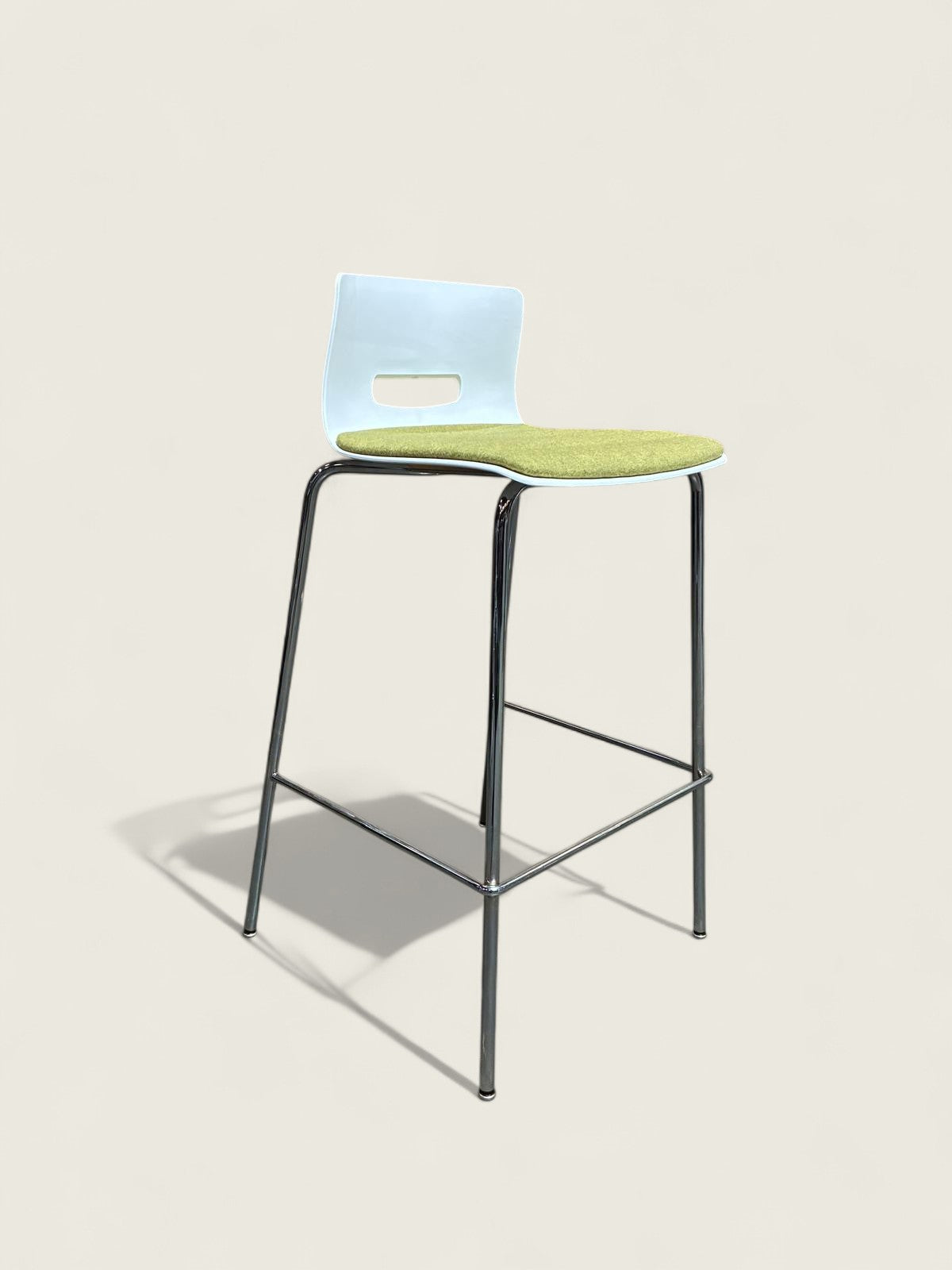 <tc>Senator</tc>: Hoher Barhocker - Generalüberholt