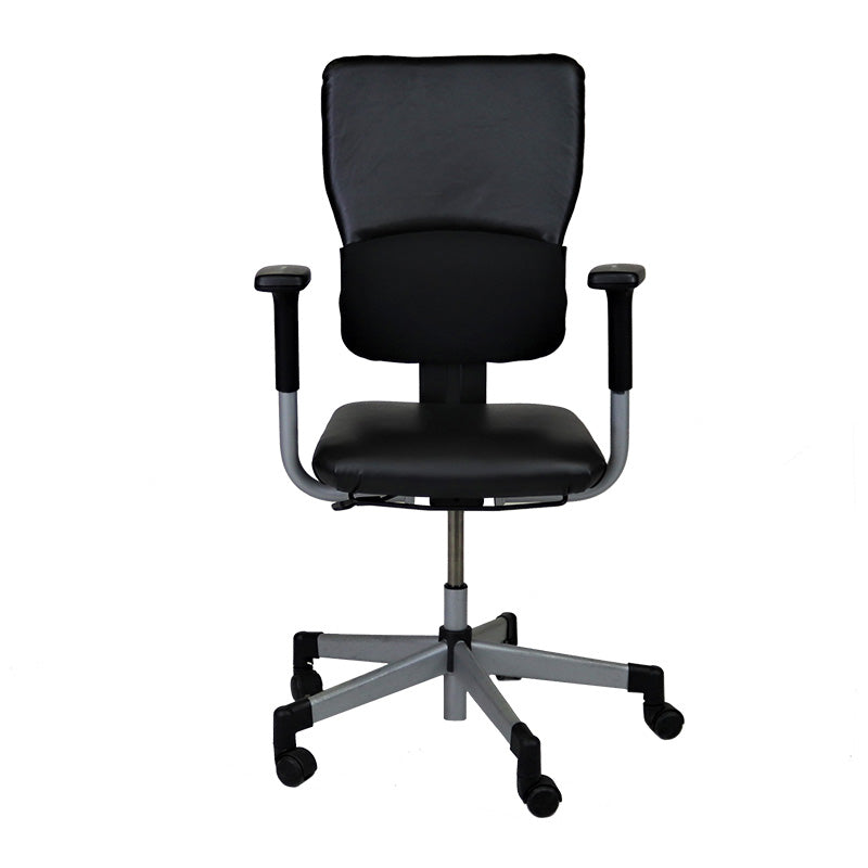 Steelcase: Lets B – Bürostuhl mit hoher Rückenlehne aus schwarzem Leder – generalüberholt