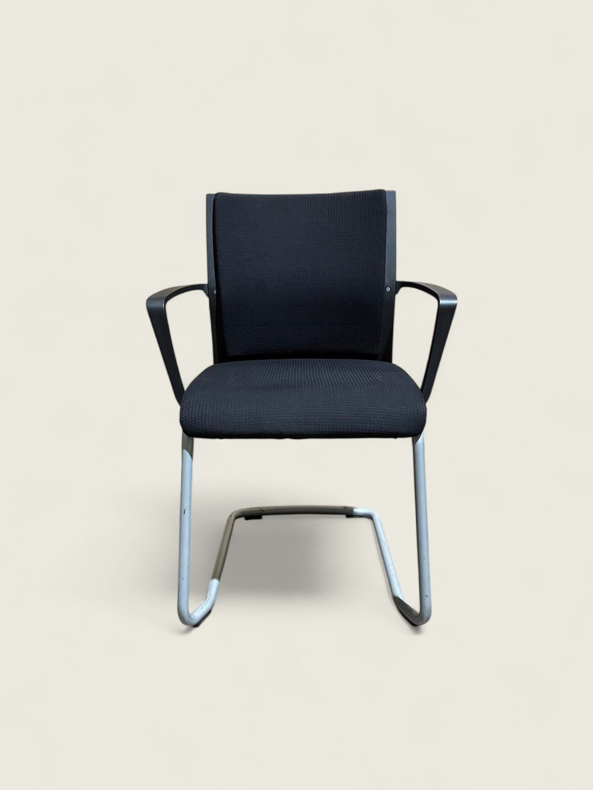 <tc>Steelcase</tc>: Besucher-Seitensessel - Generalüberholt