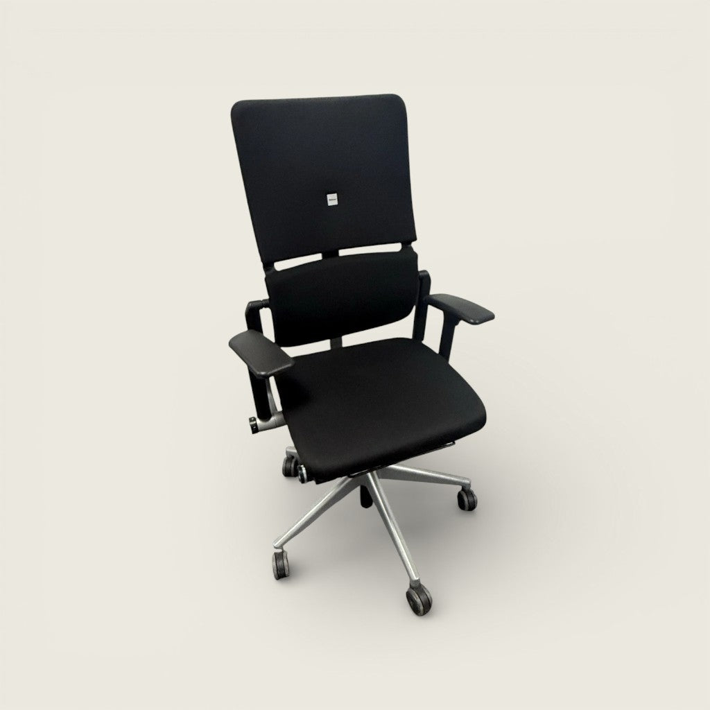 <tc>Steelcase</tc>Please V2 Bürostuhl – generalüberholt