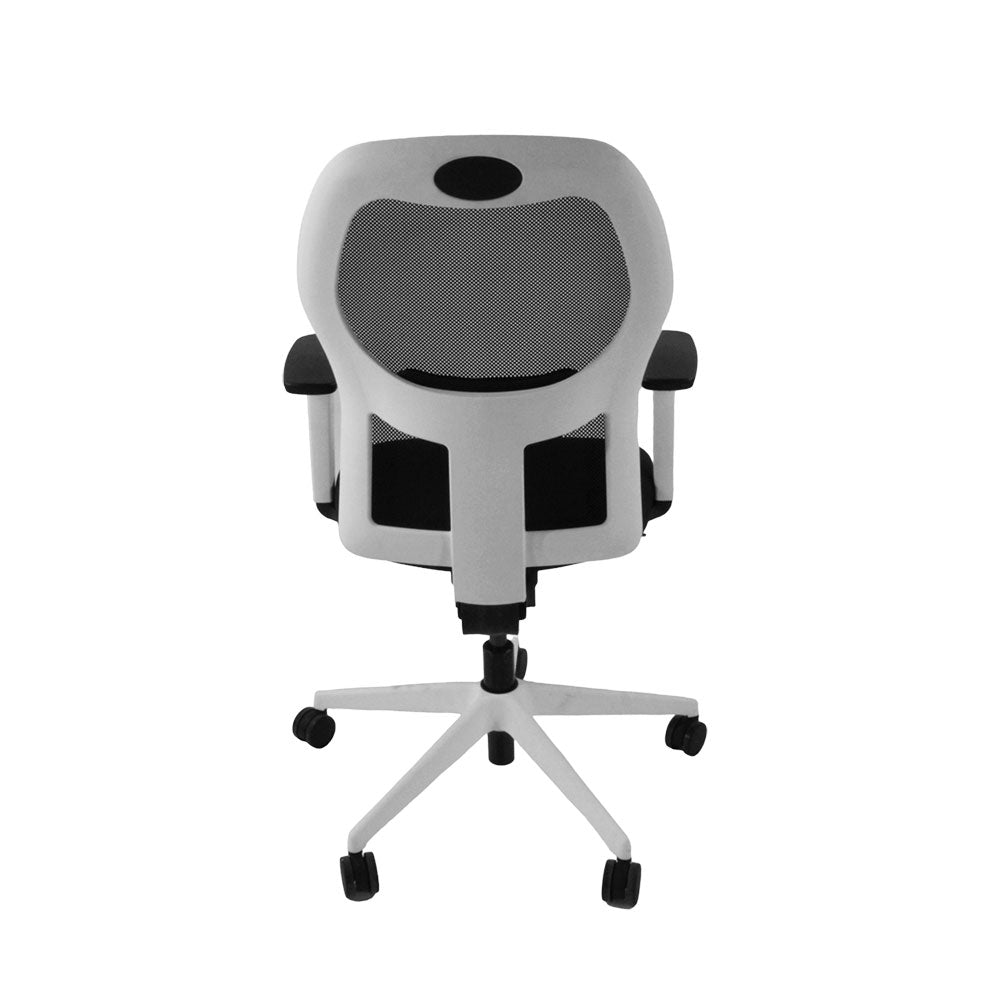 Ahrend: Bürostuhl Typ 160 mit schwarzem Stoff und weißem Gestell – generalüberholt